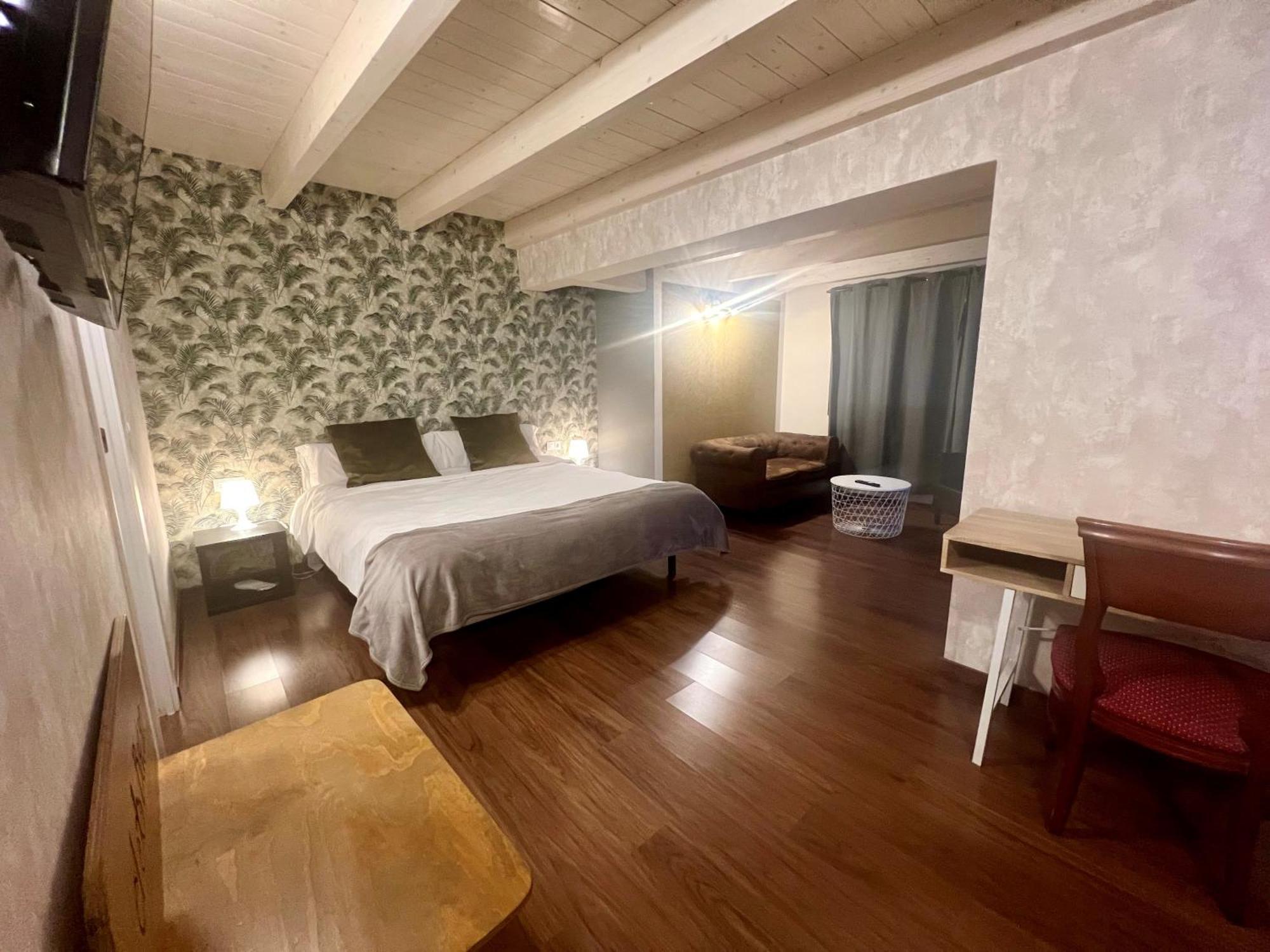 Hospederia El Batan Otel Tramacastilla Dış mekan fotoğraf